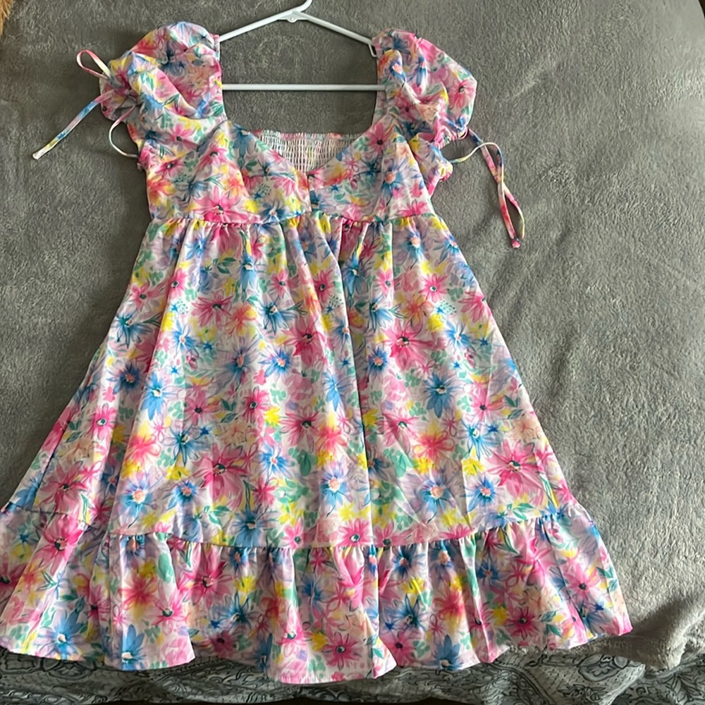 Floral short dress